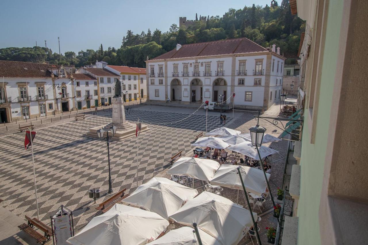 Hotel Republica Boutique Hotel Tomar Eksteriør billede The main square of Alcobaça