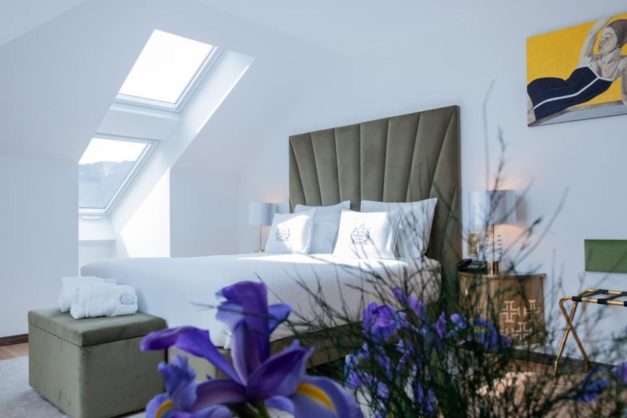Hotel Republica Boutique Hotel Tomar Eksteriør billede A bedroom at the hotel