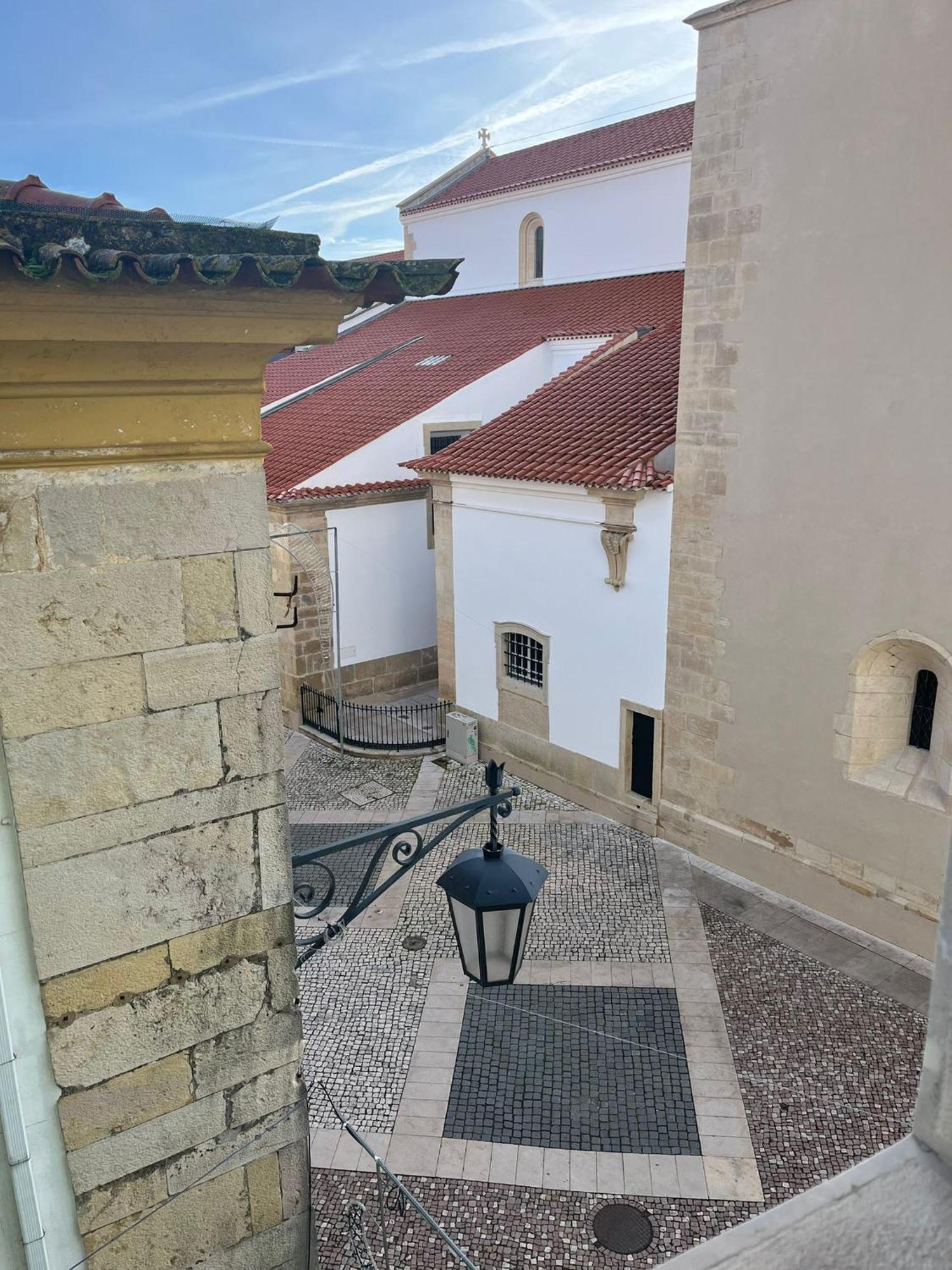 Hotel Republica Boutique Hotel Tomar Eksteriør billede The medieval walls of the city of Chaves