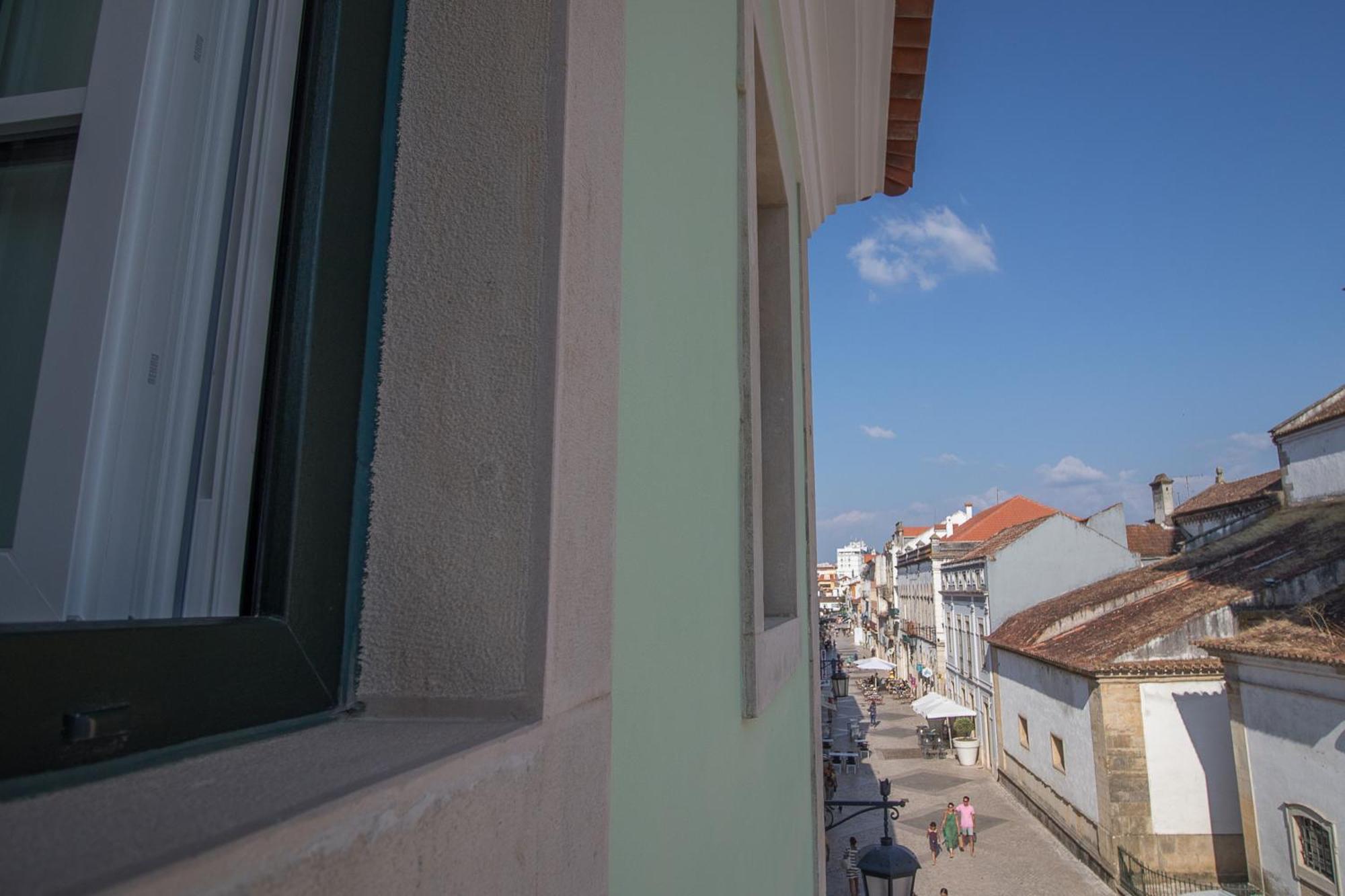 Hotel Republica Boutique Hotel Tomar Værelse billede View of the city of Pontevedra