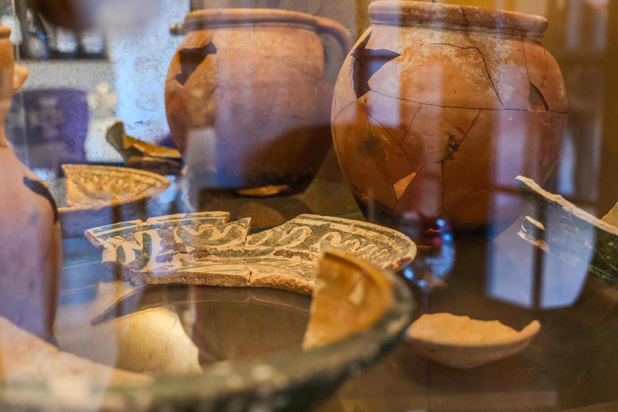 Hotel Republica Boutique Hotel Tomar Eksteriør billede Pottery from the site